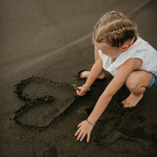 Souvenir d’une séance photo famille à l’Ile de la Réunion en 2024 🤎

__
Photographe à Saint-Malo 
✉️ contact@alexandrathibout.com

[photographe, shooting, couple, famille, grossesse, professionnel, séance photo, Saint-Malo, Bretagne]